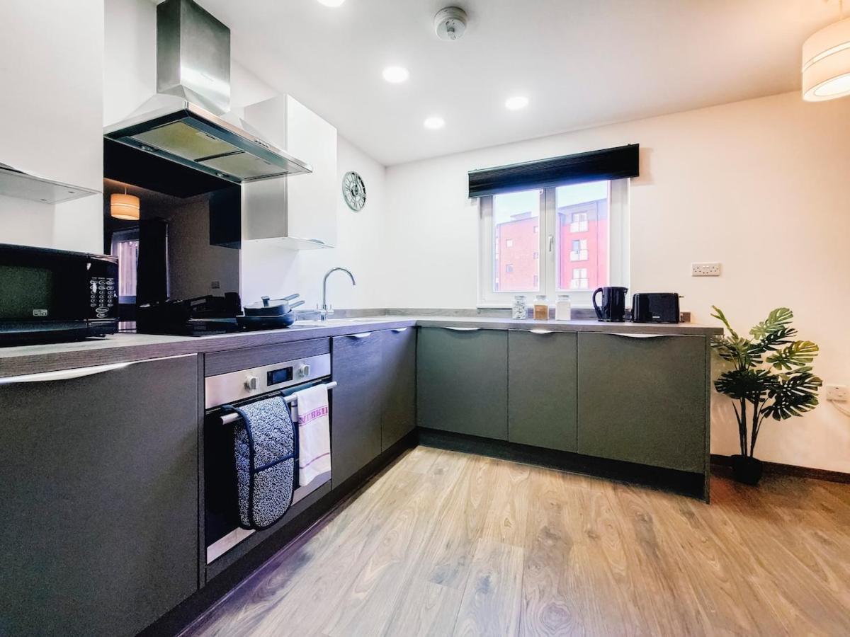 Near Nec, Bhx, Bullring & Solihull Apartment