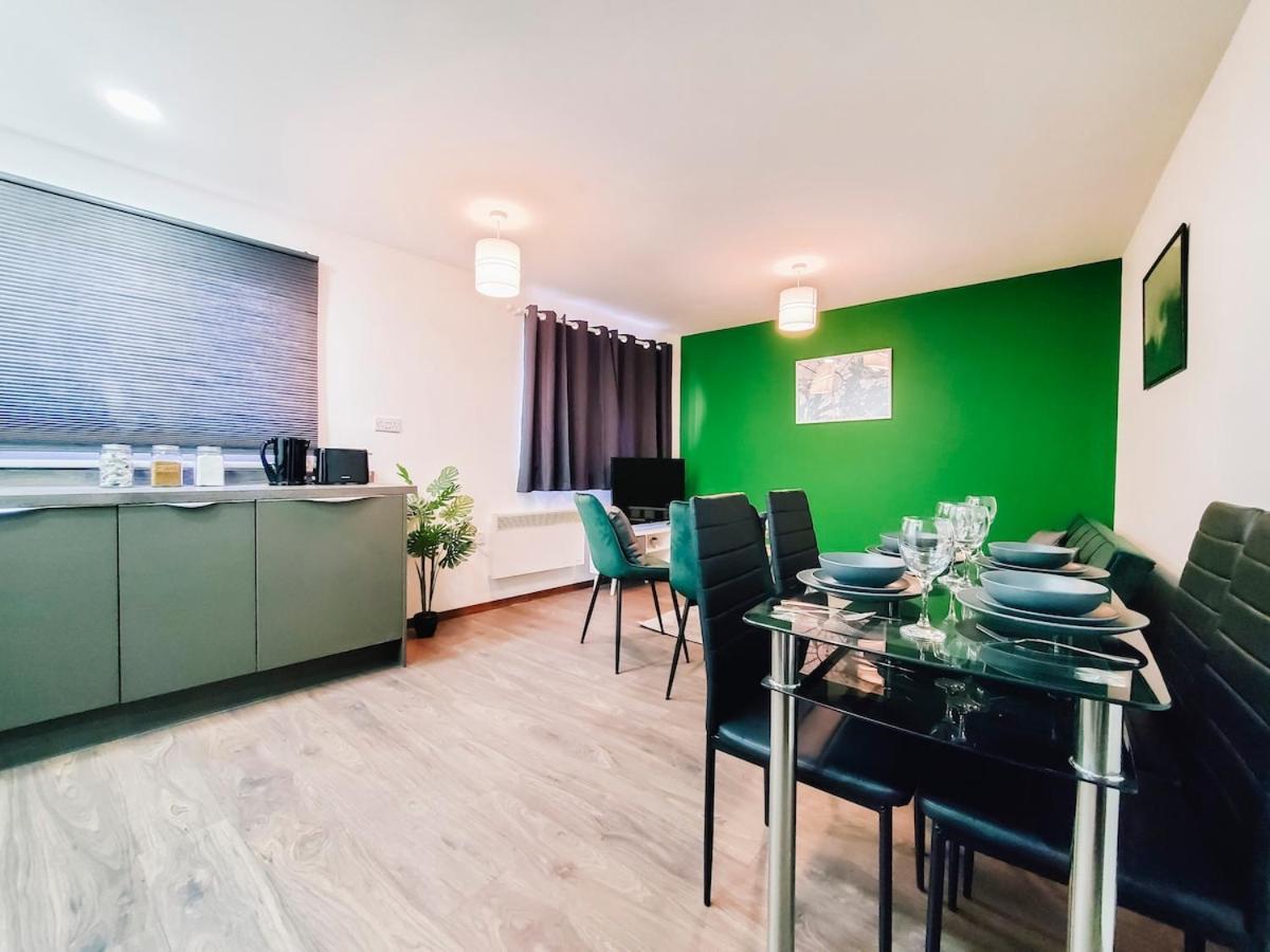 Near Nec, Bhx, Bullring & Solihull Apartment